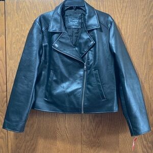 Levi's Black Faux Leather Asymmetrical Moto Jacket NWT. Size XL